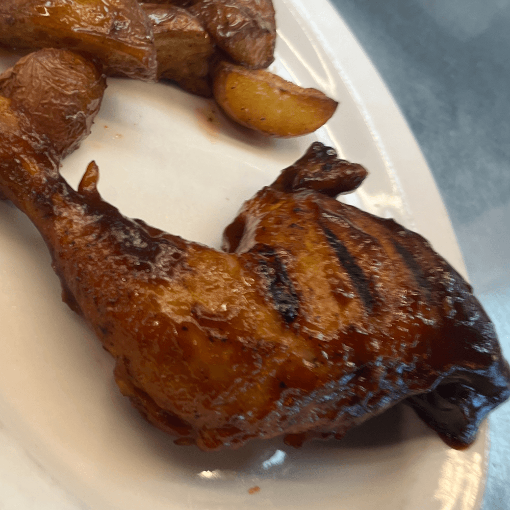 Luncheon Quarter Barbecued Chicken