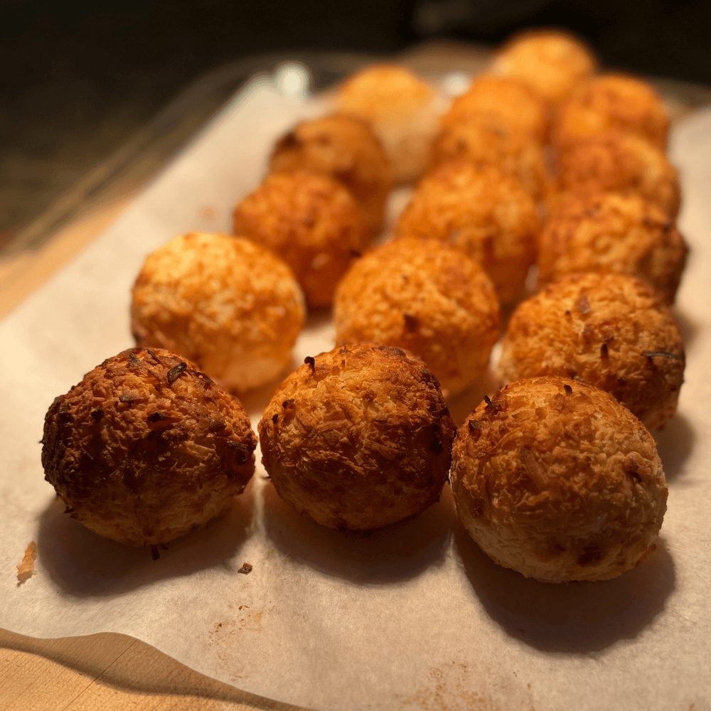 Coconut Macaroon 