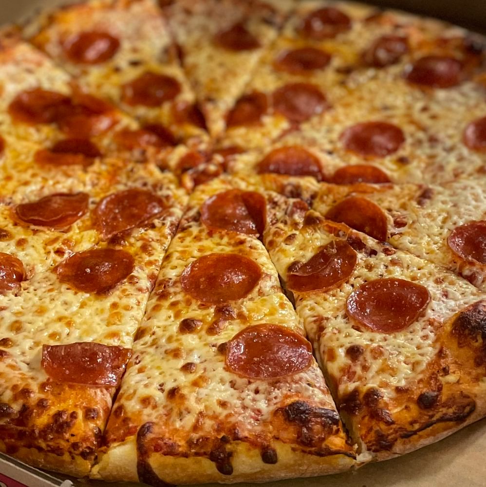 18" One Topping