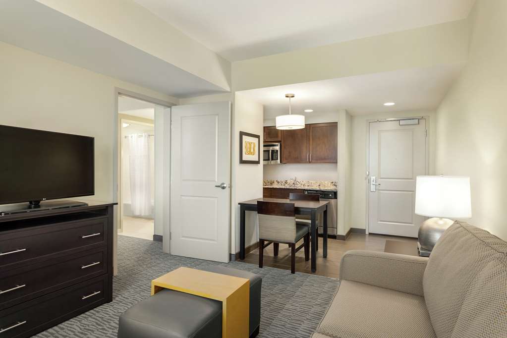 Homewood Suites by Hilton Frederick Image