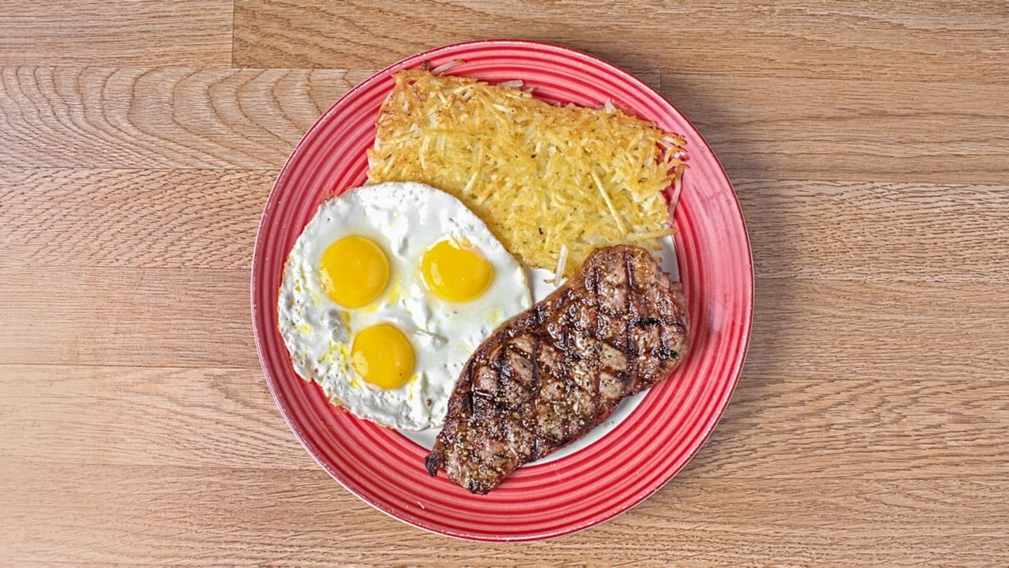 10 Oz New York Steak + 3 Eggs