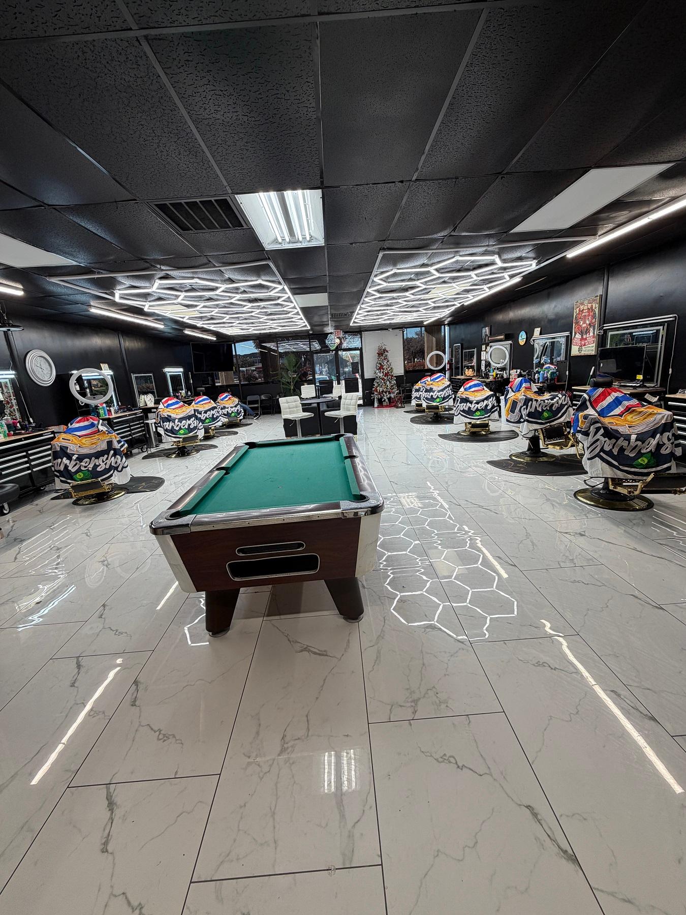 Cash RD Barbershop Image