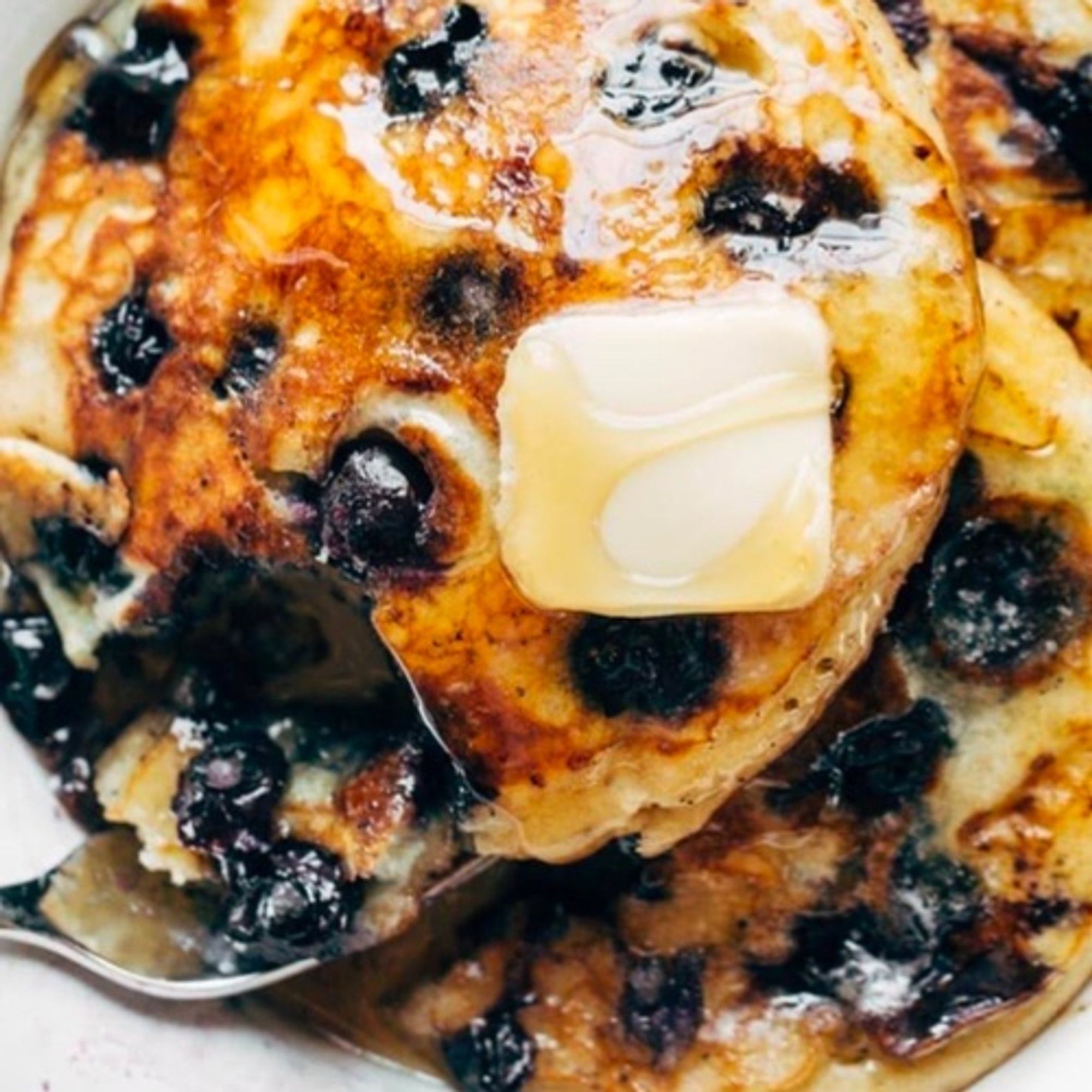 BLUEBERRY PANCAKES