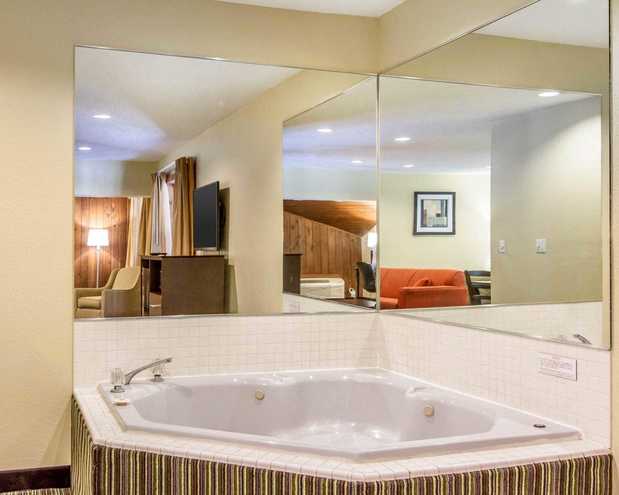 Images Quality Inn