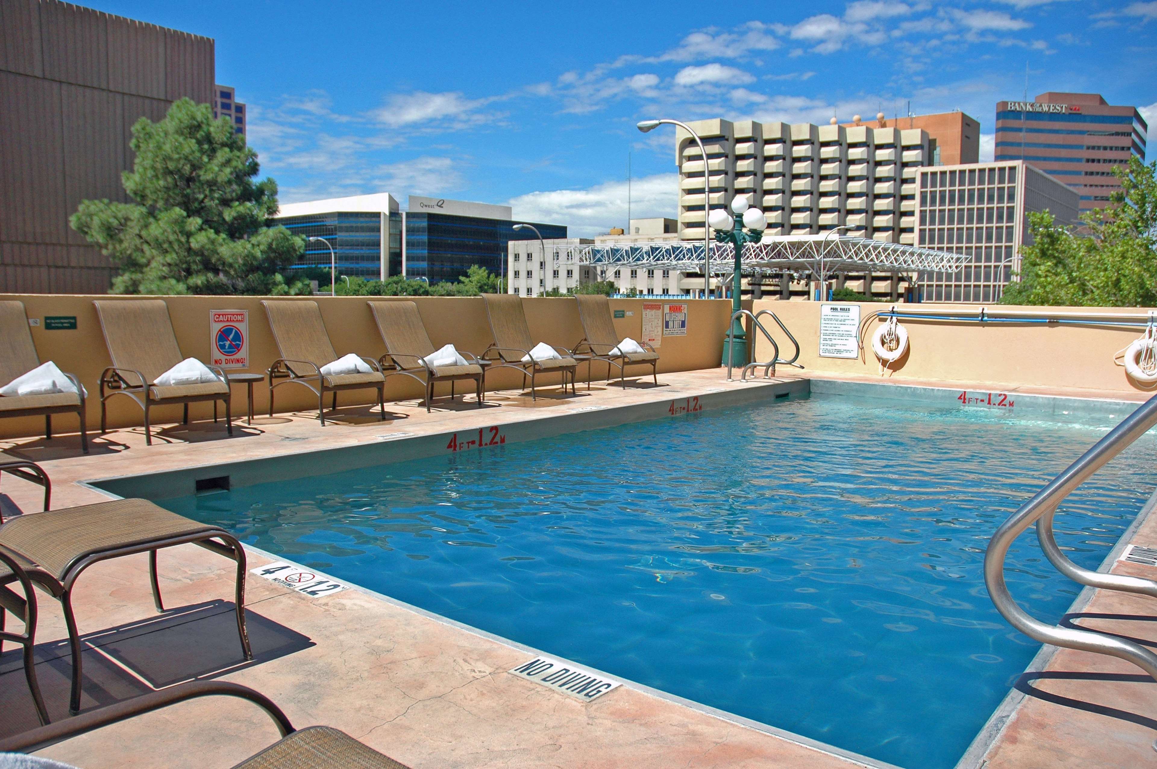 DoubleTree by Hilton Hotel Albuquerque Photo