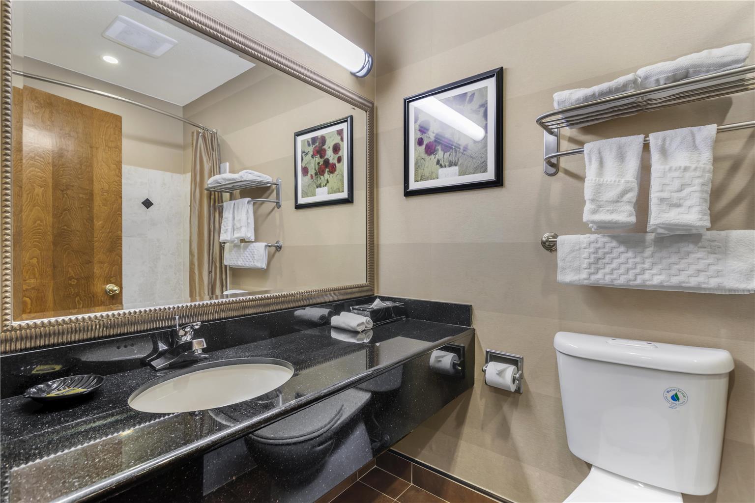 Best Western Plus Brookside Inn Image