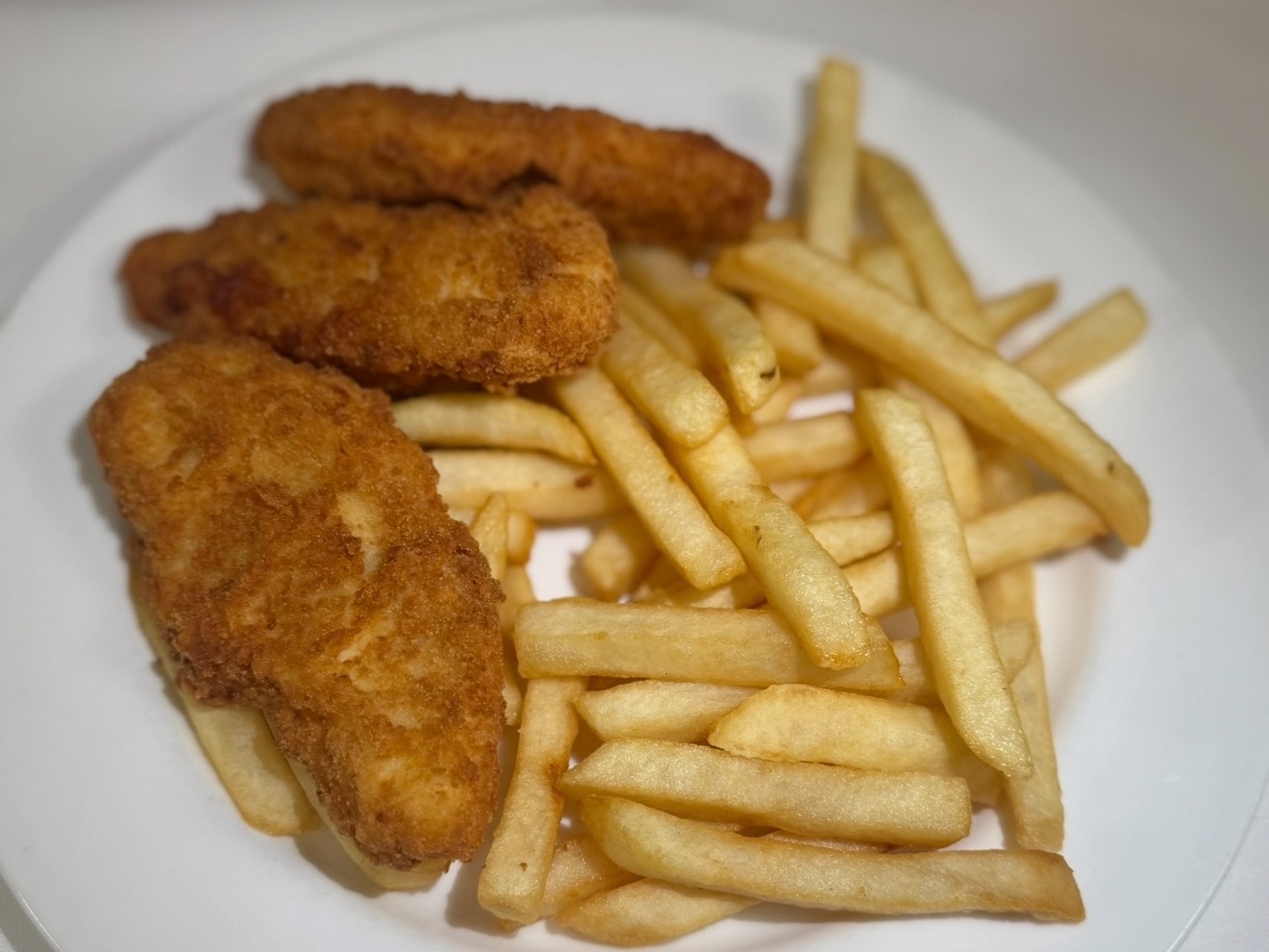 Kids Chicken Finger w/ Fries