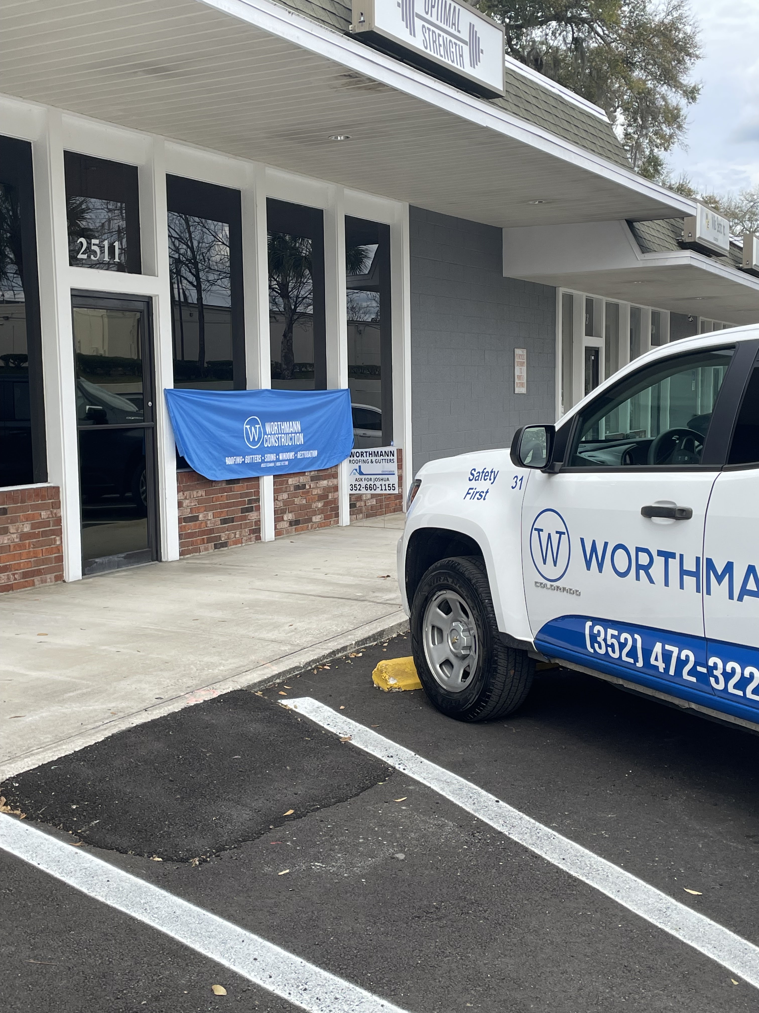 Worthmann Roofing and Gutters Image