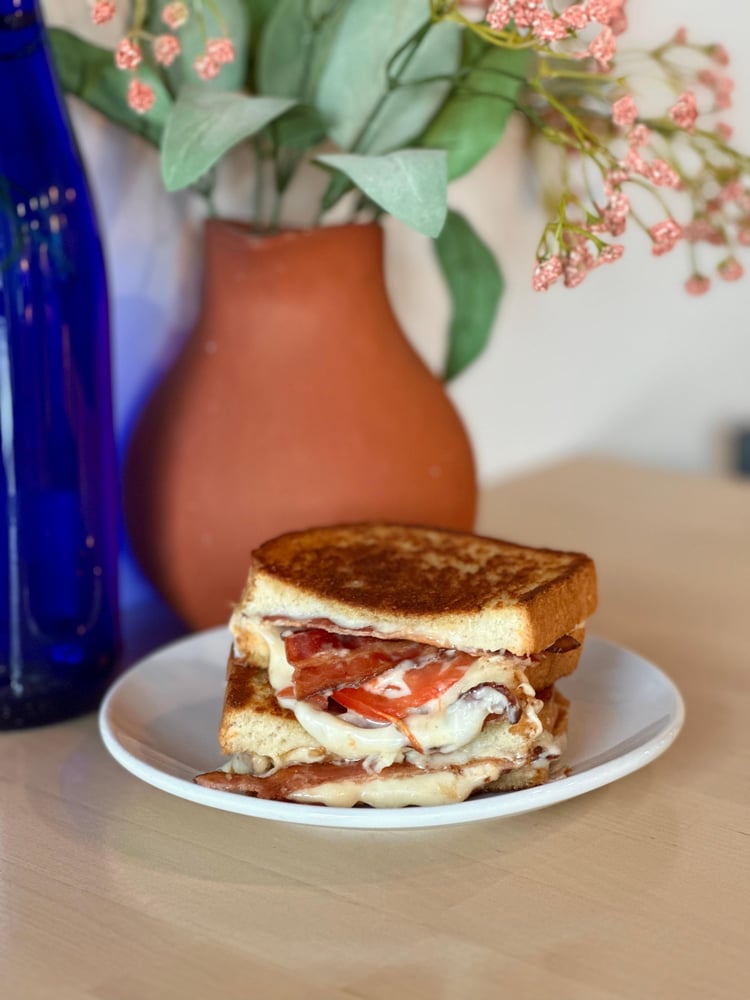 Bacon Tomato Grilled Cheese