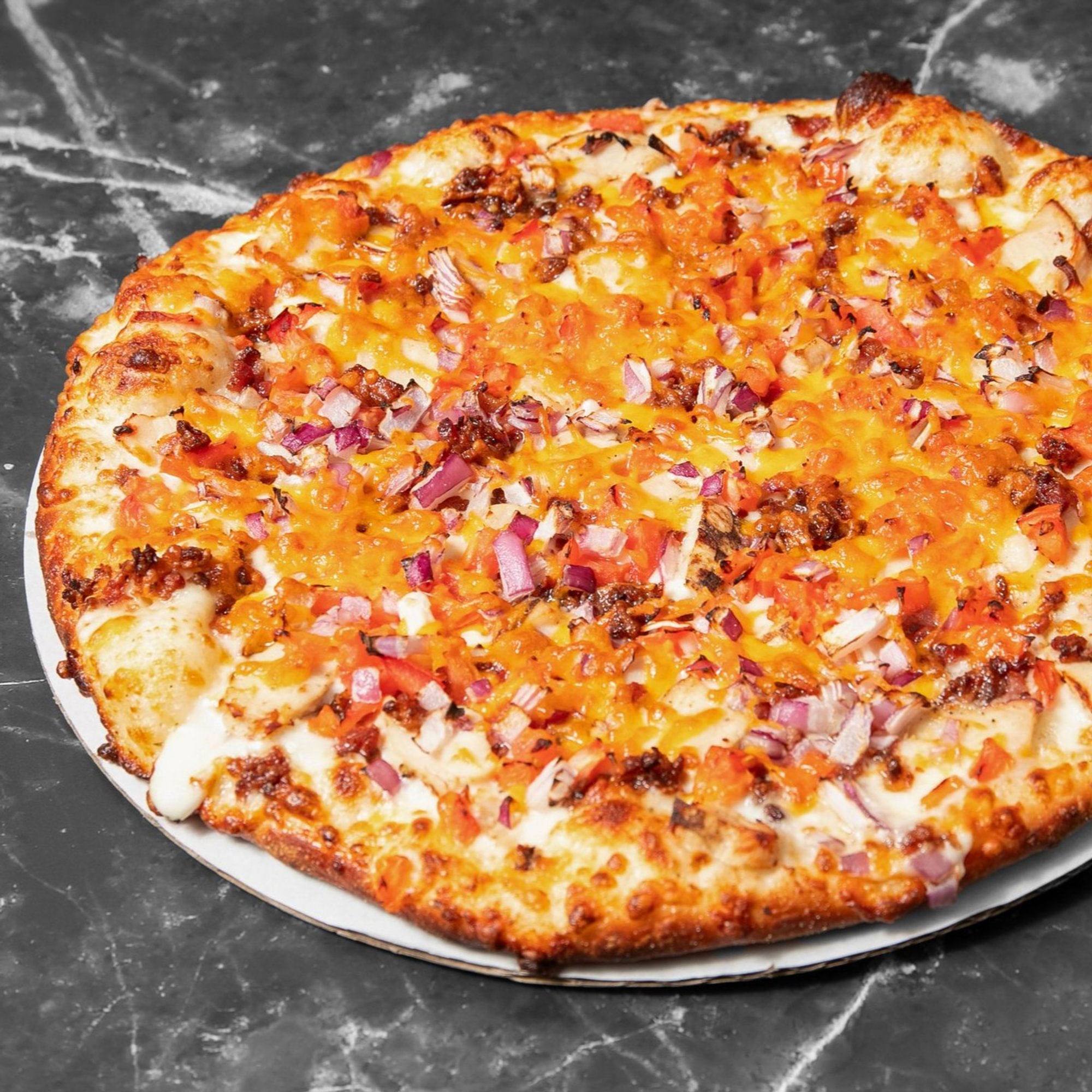 Garlic Chicken Pizza