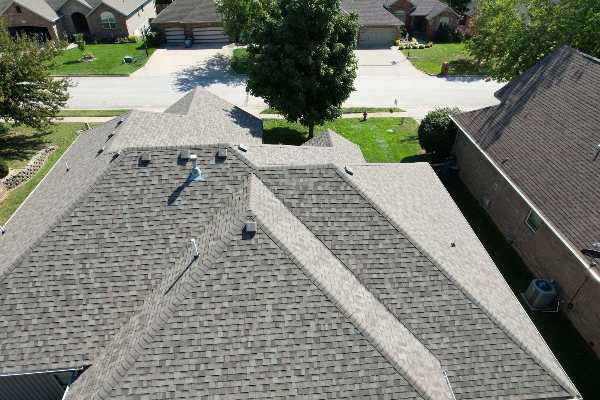 Elevated Roofing and Construction Image