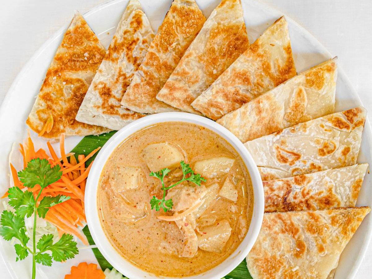 Roti Massaman