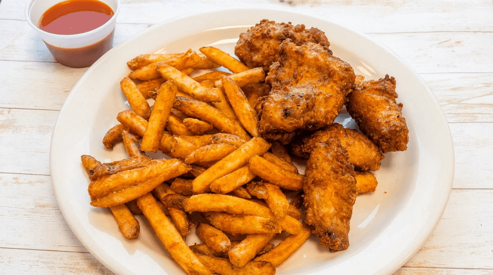 8 Chicken Wings