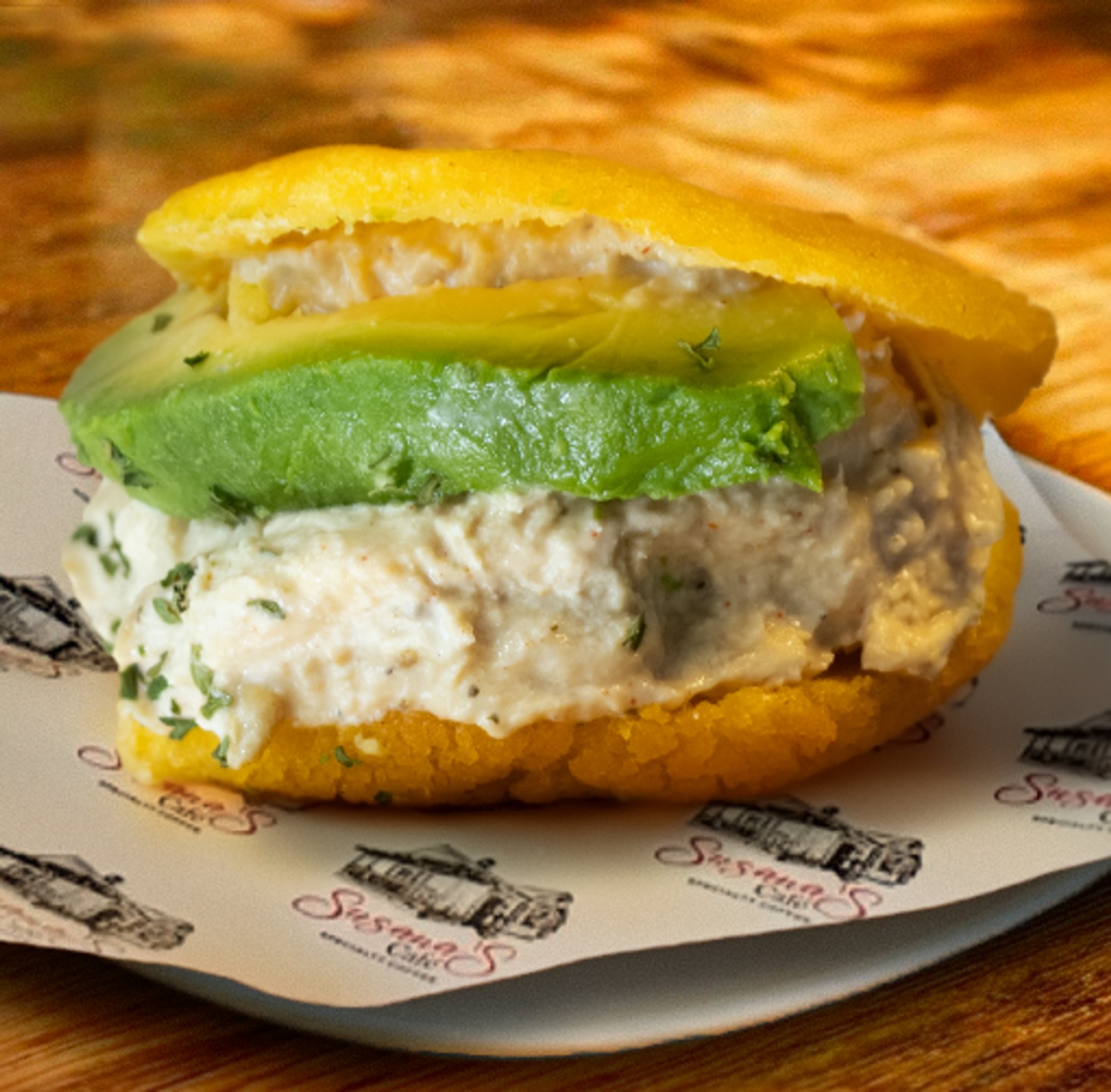 Arepa Chicken & Avocado