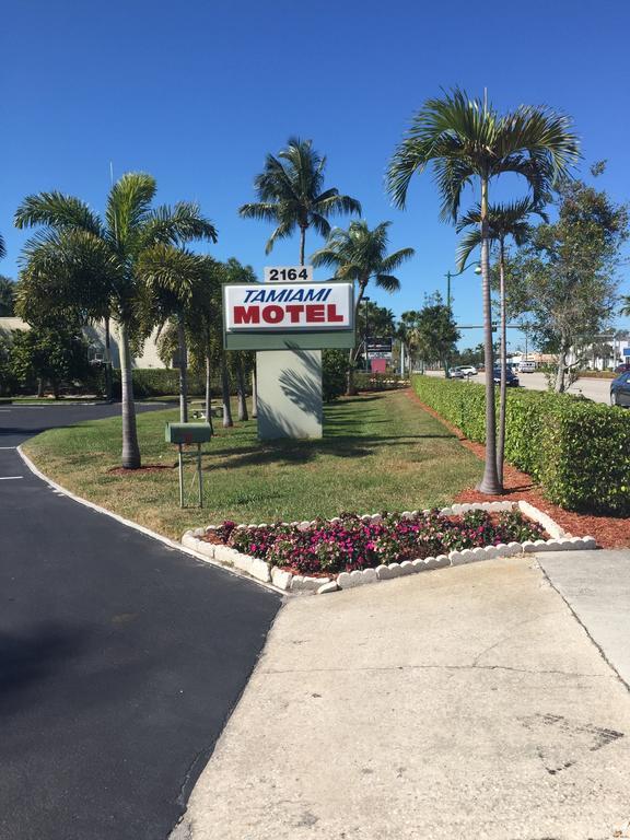 Tamiami Motel - Naples Photo