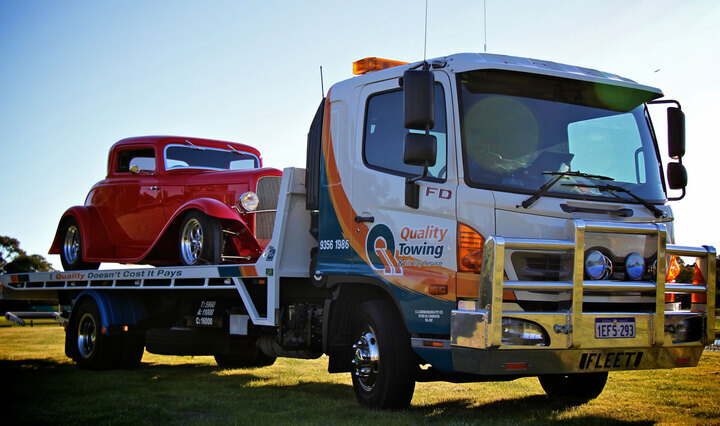 Foto de Quality Towing & Tilt Tray Service