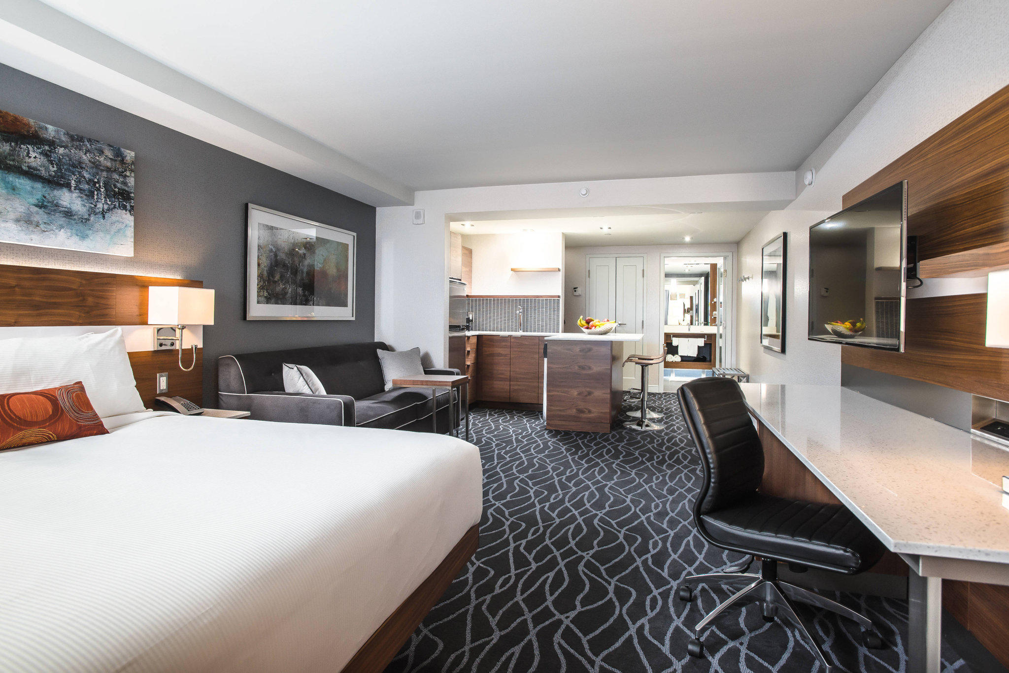 Delta Hotels by Marriott Waterloo, Waterloo ON Ourbis