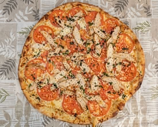 Grilled Chicken Pizza