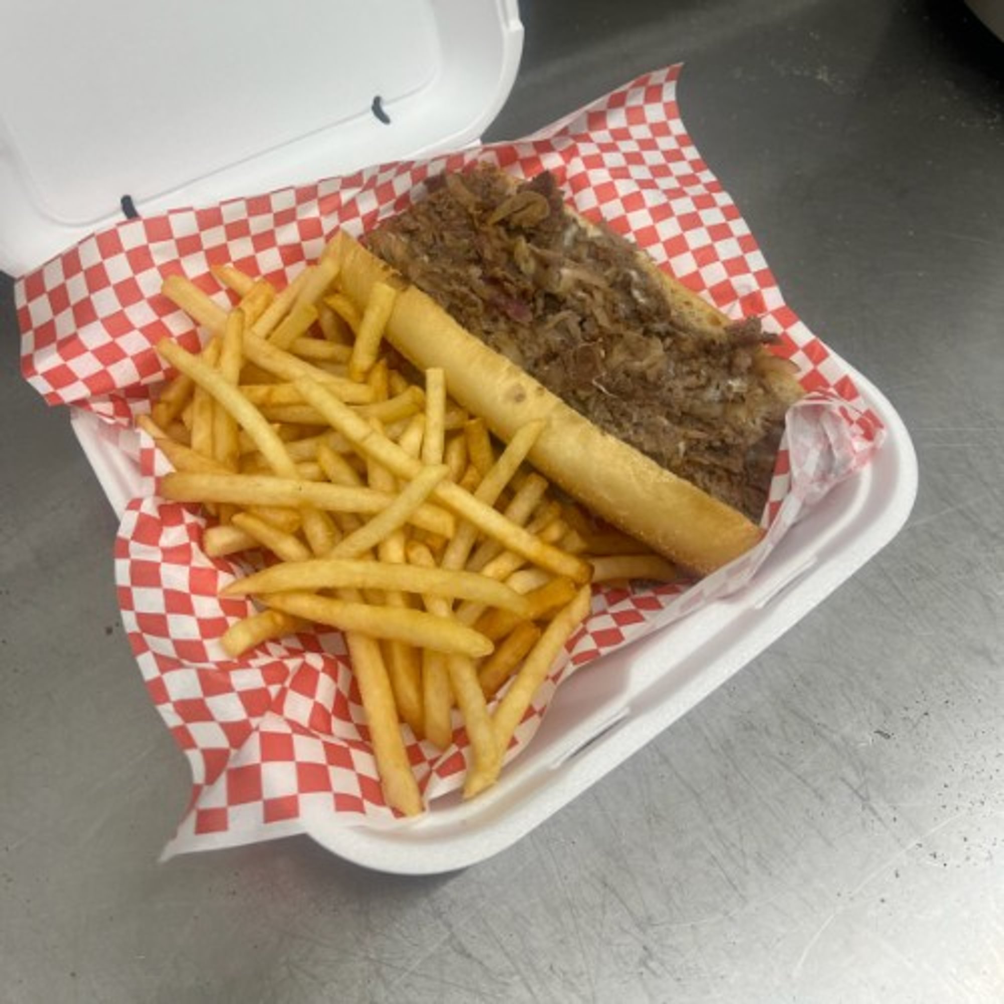 Philly Cheesesteak W Fries