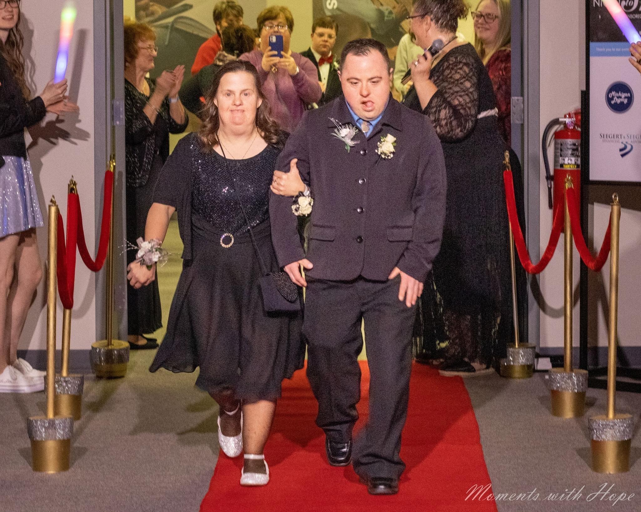 2|42 Community Church | Monroe Image