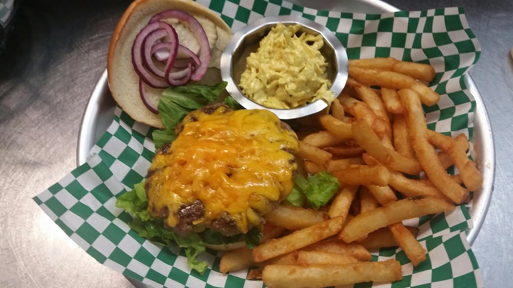 THE McGEEZER OLD FASHION BURGER