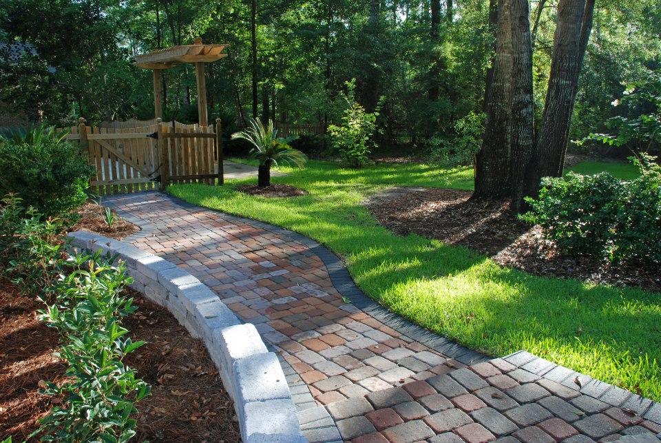 Dickerson Landscaping & Lawn Care | Tallahassee, FL Image