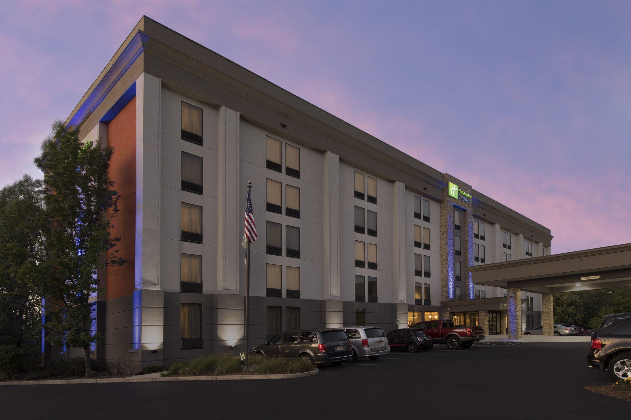 Holiday Inn Express Andover North-Lawrence Photo