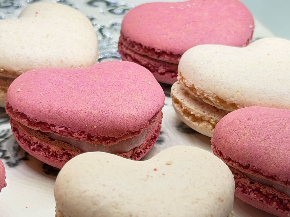 ❤️Heart-shaped Macarons