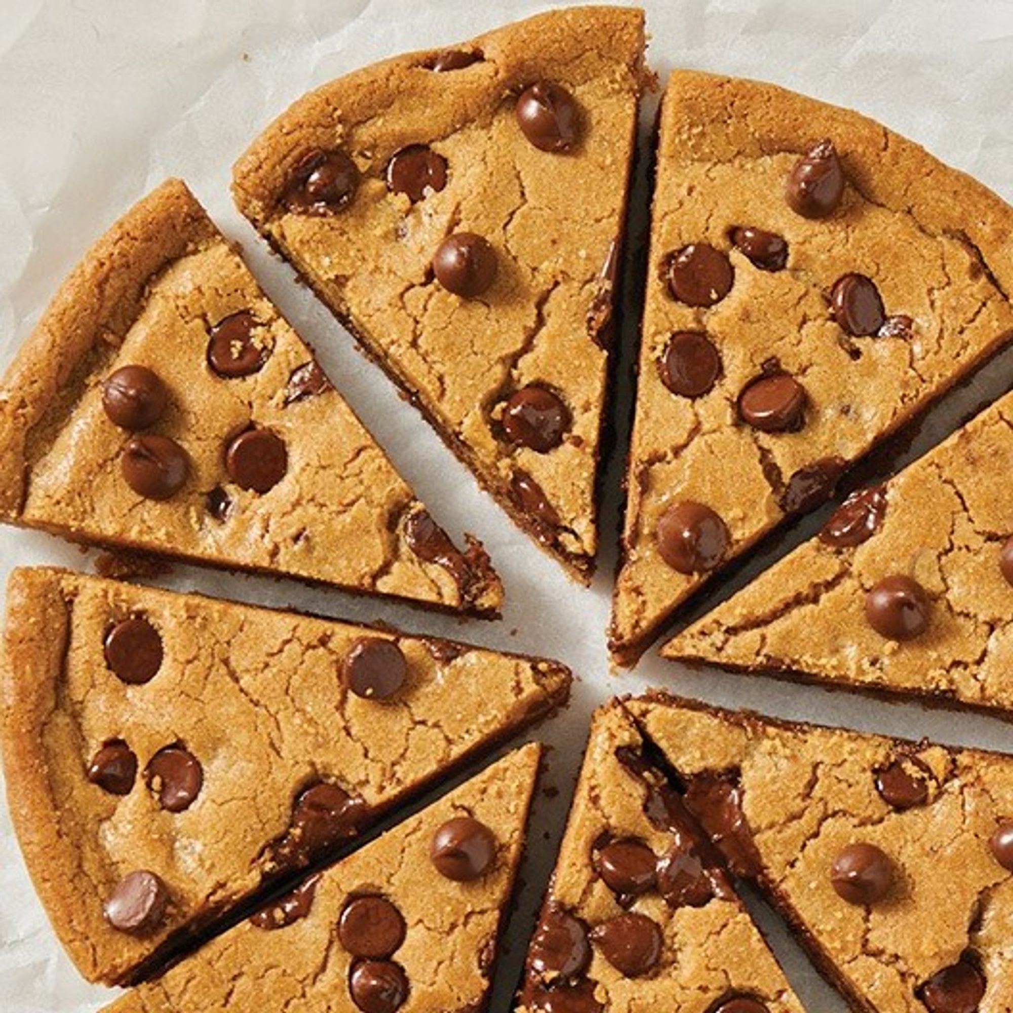 8" Chocolate Chip Pan Cookie