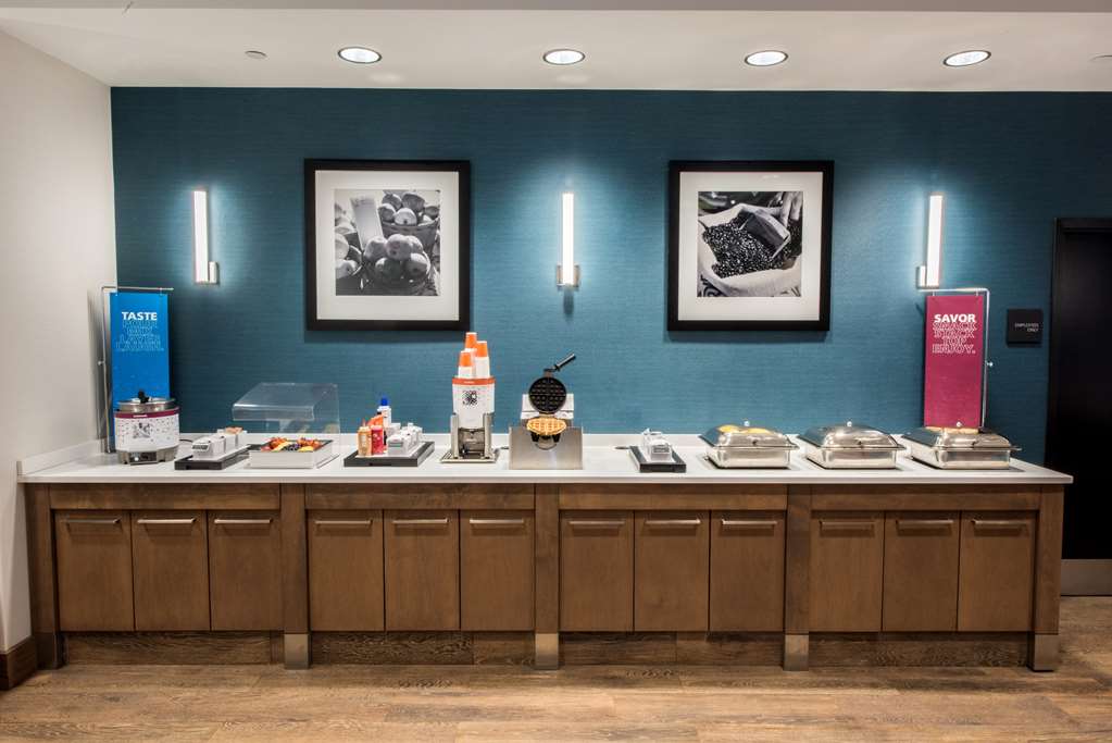 Hampton Inn Albany-Western Ave/University Area Image