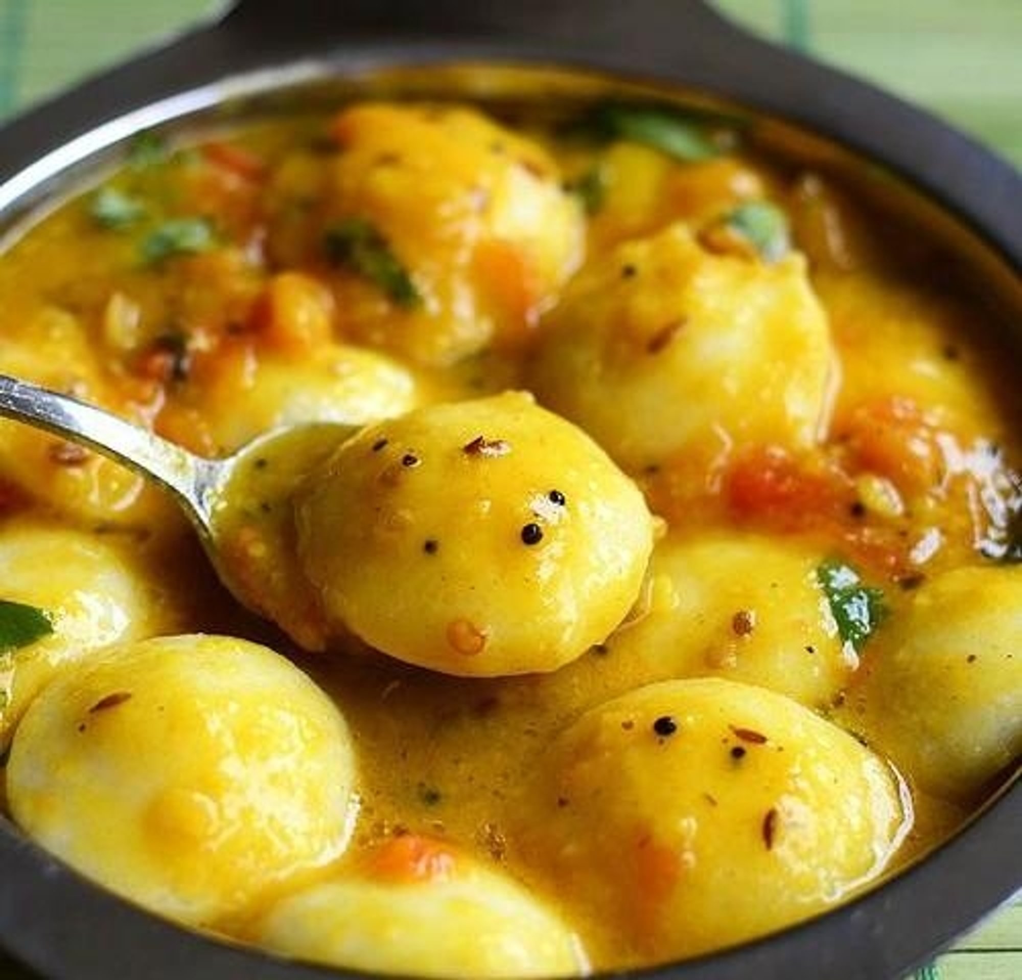 Mini Sambar Idli (12 Pieces)