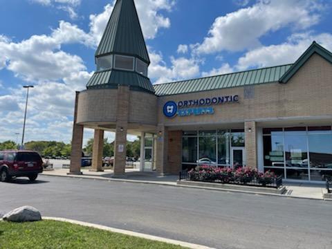 Orthodontic Experts Chicago Image