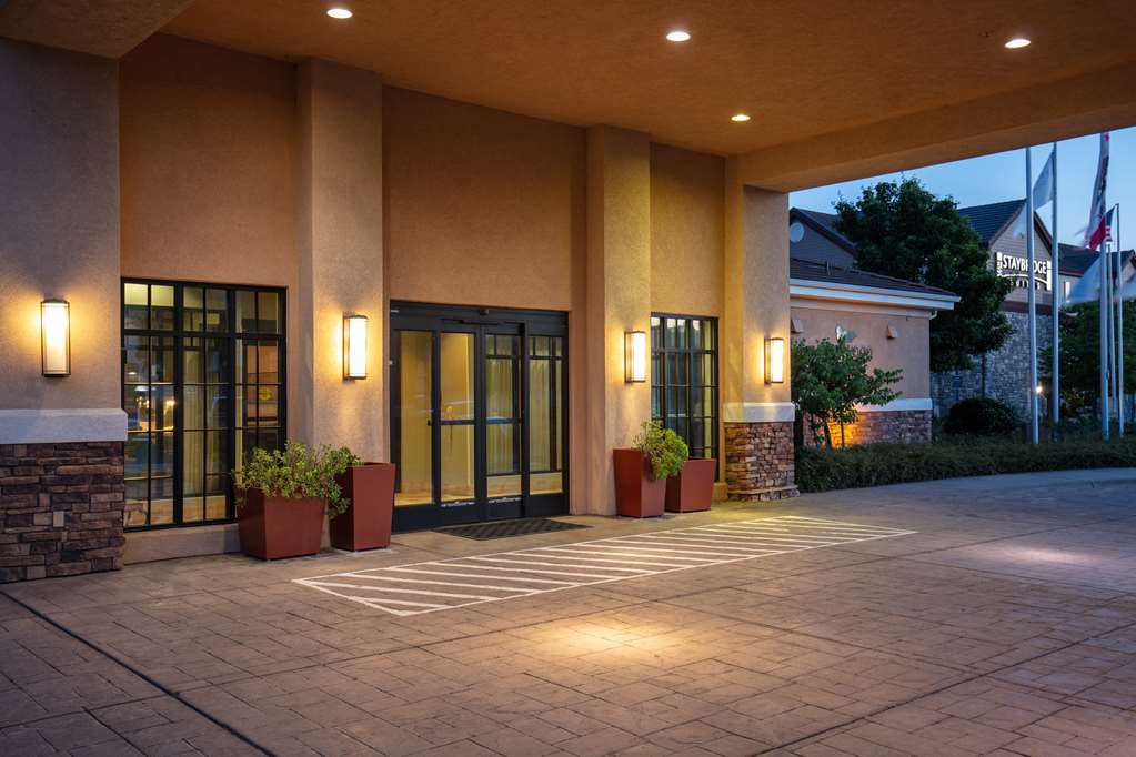 Homewood Suites by Hilton Fairfield-Napa Valley Area Image