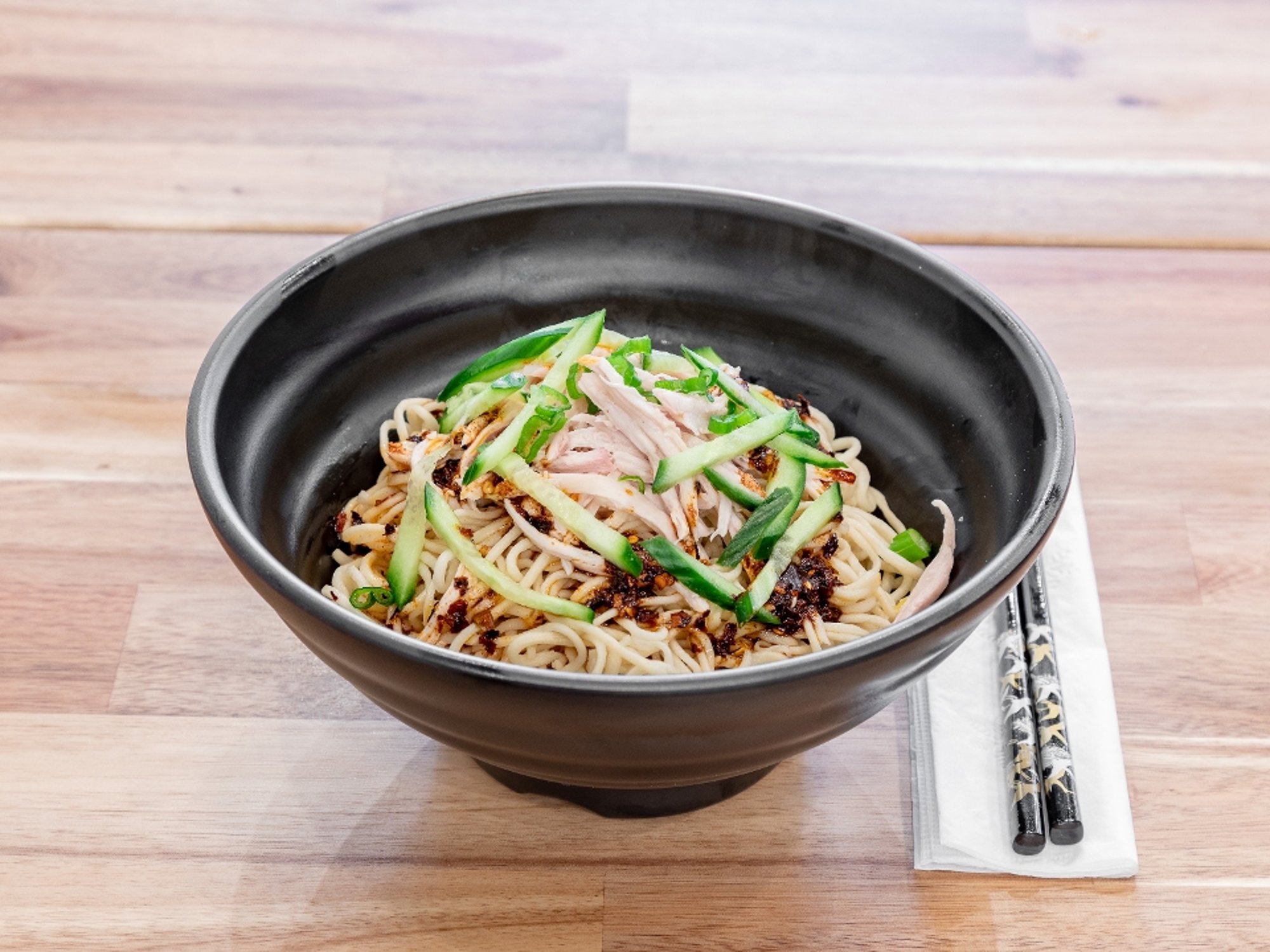 D-2 Shanghai Cold Noodles with Shredded Chicken (上海鸡丝冷面)