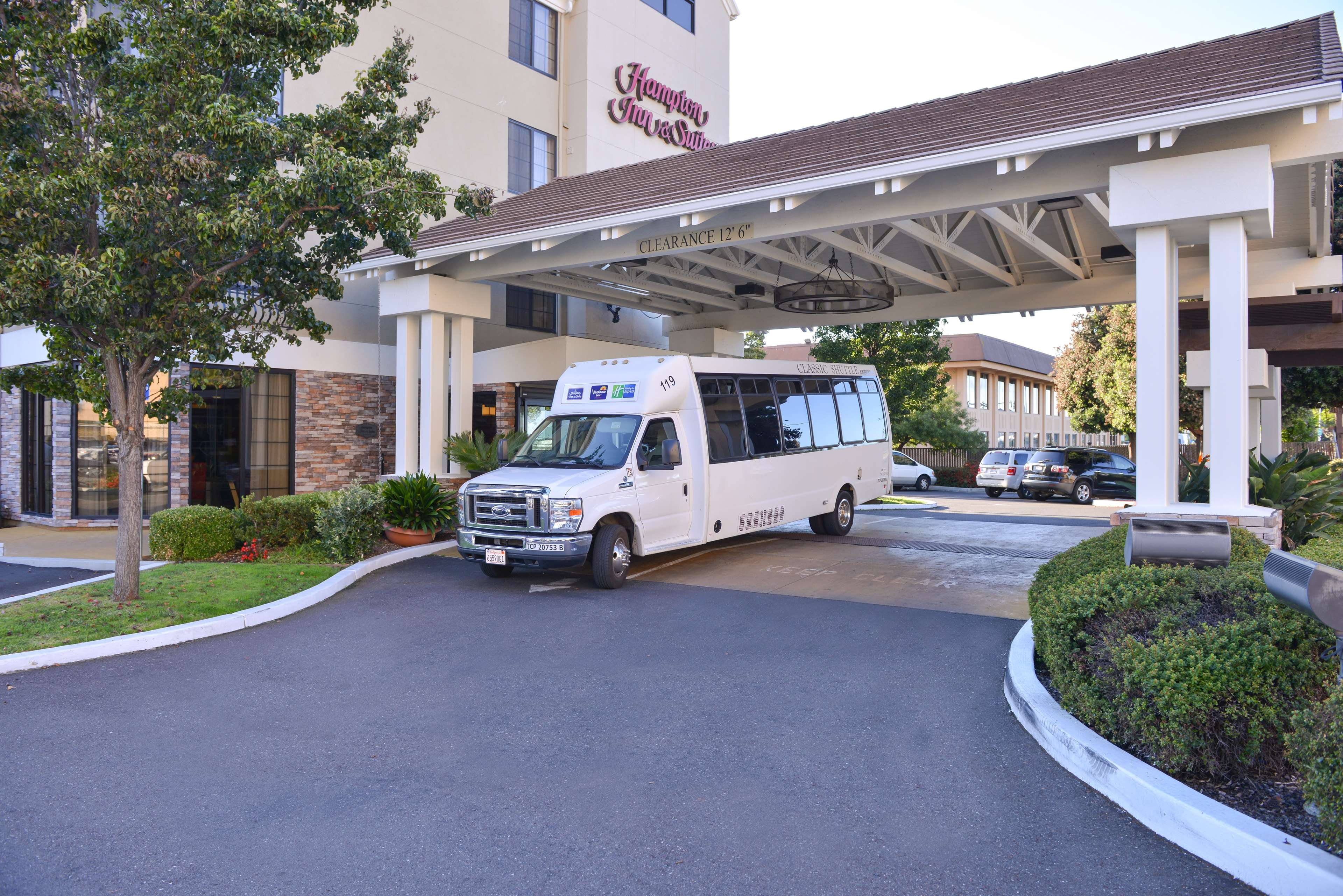 Hampton Inn & Suites San Francisco-Burlingame-Airport South Photo