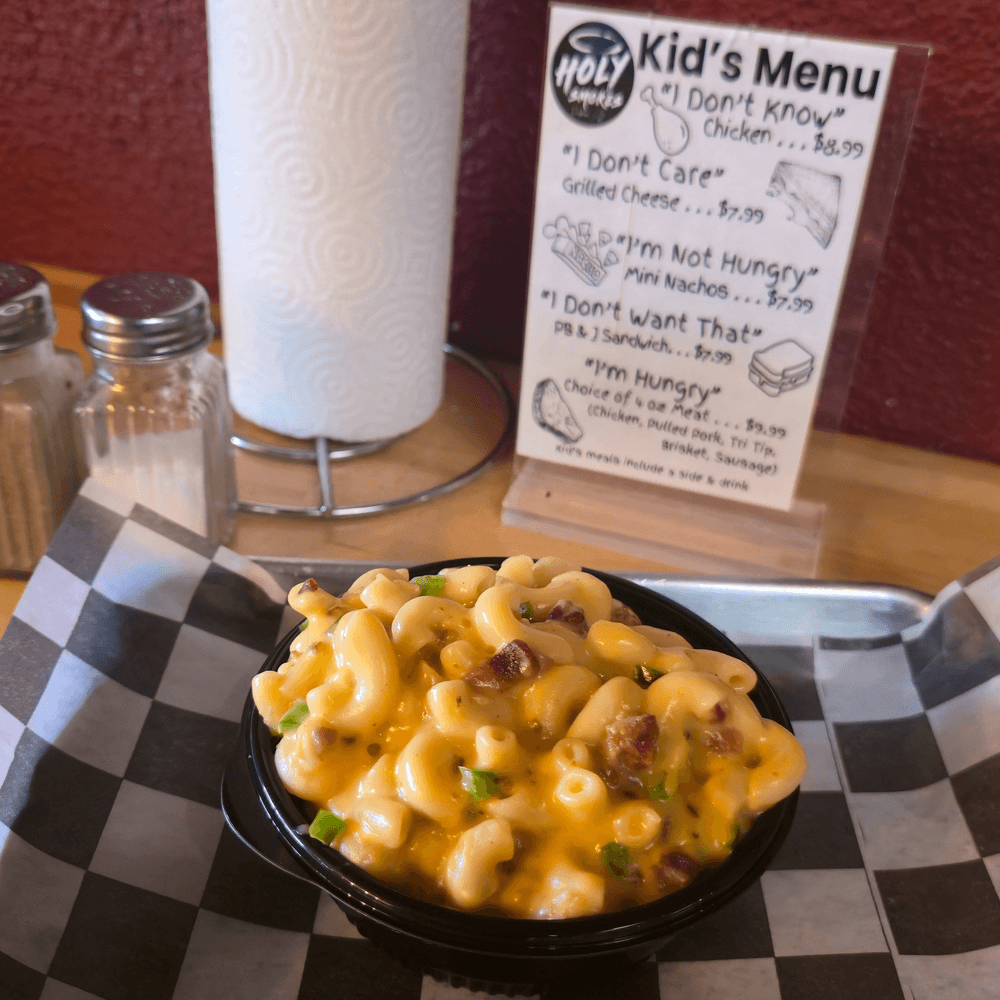 Queso Mac with Bacon And Jalapeno added