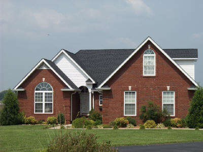 G &amp; R Roofing Logo