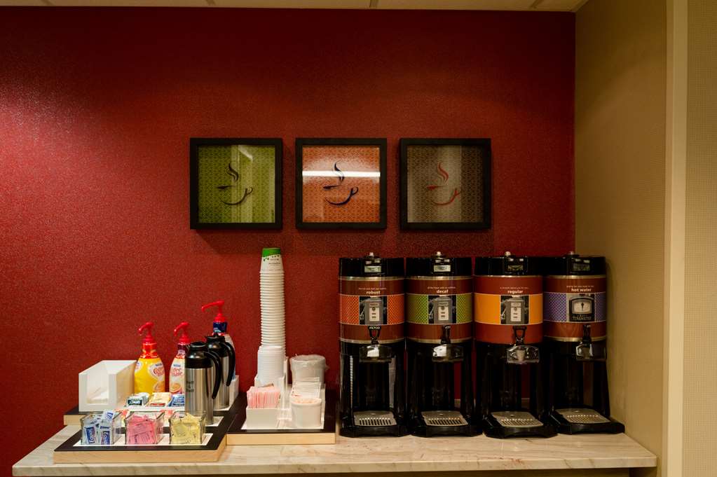 Hampton Inn Oxford-West Image