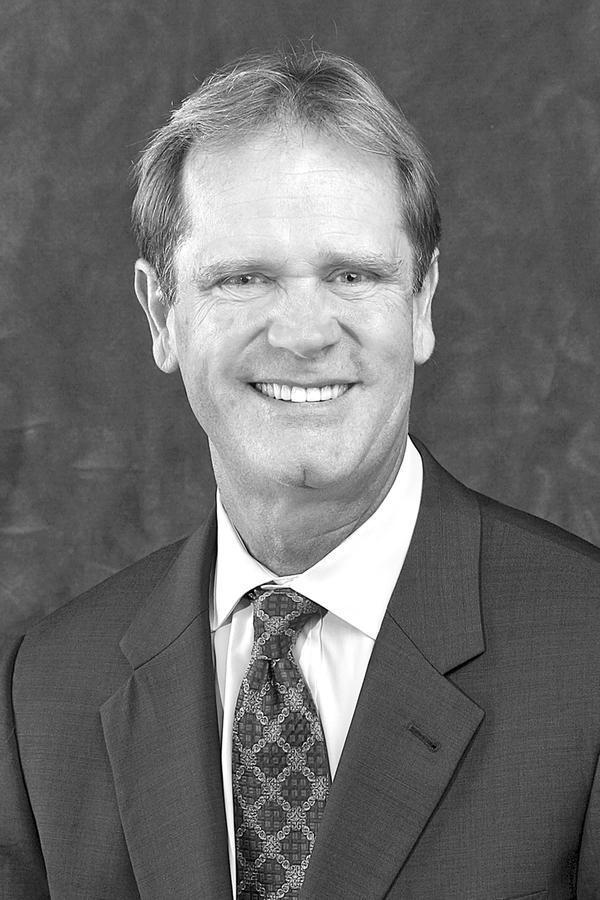 Edward Jones - Financial Advisor: Rob Snell Photo