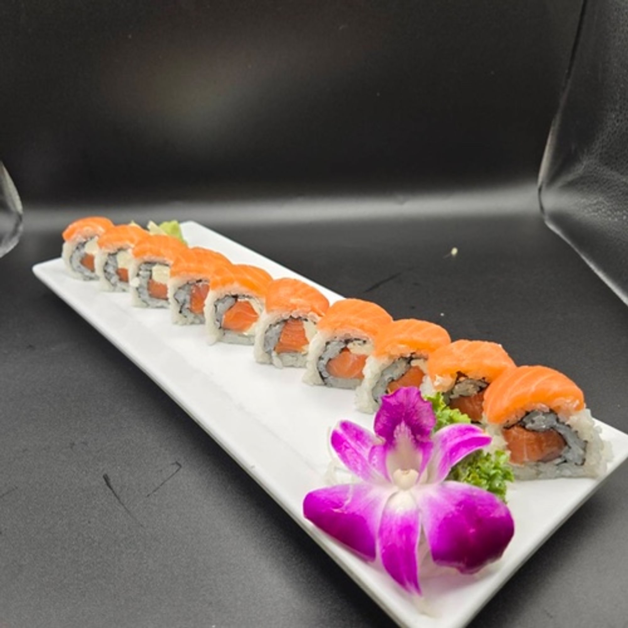 Fancy Salmon Roll