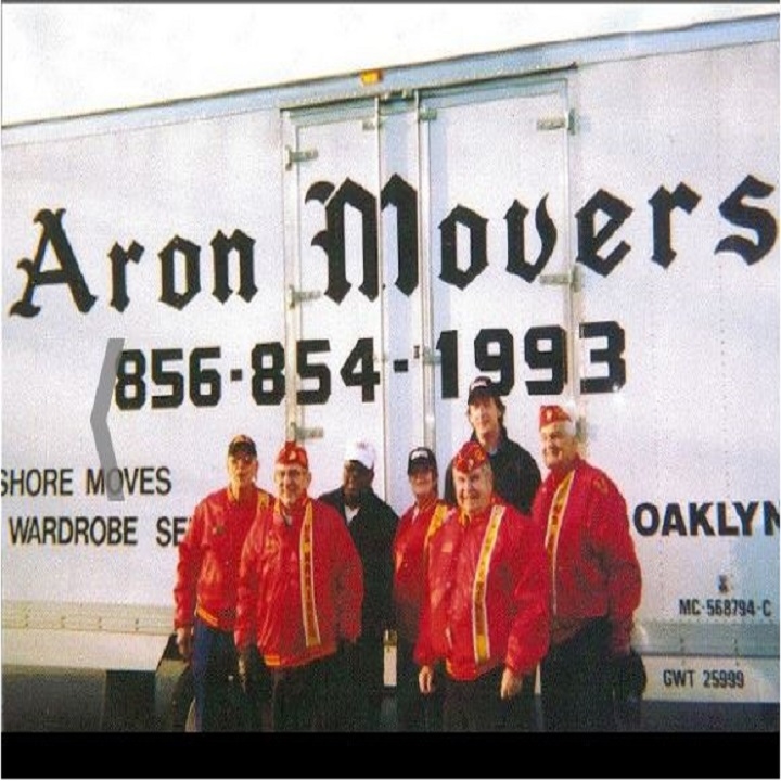 Aron's Movers Photo