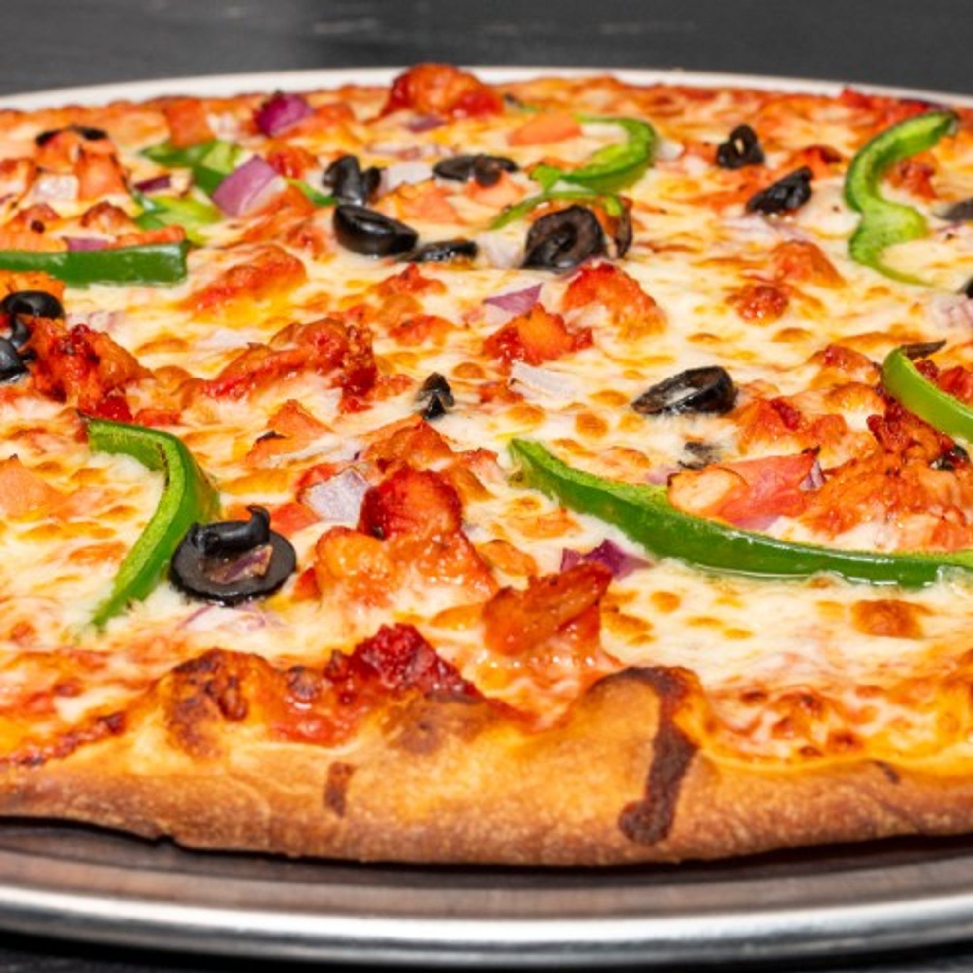 Chicken Tikka Pizza medium