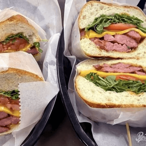 Pao Com Linguiça - Grilled Sausage Sandwich