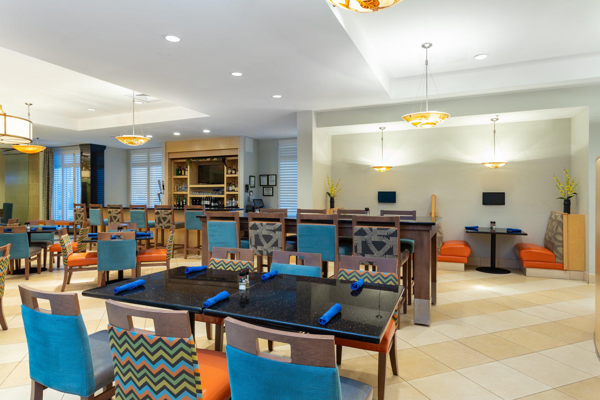 Holiday Inn Winter Haven Photo