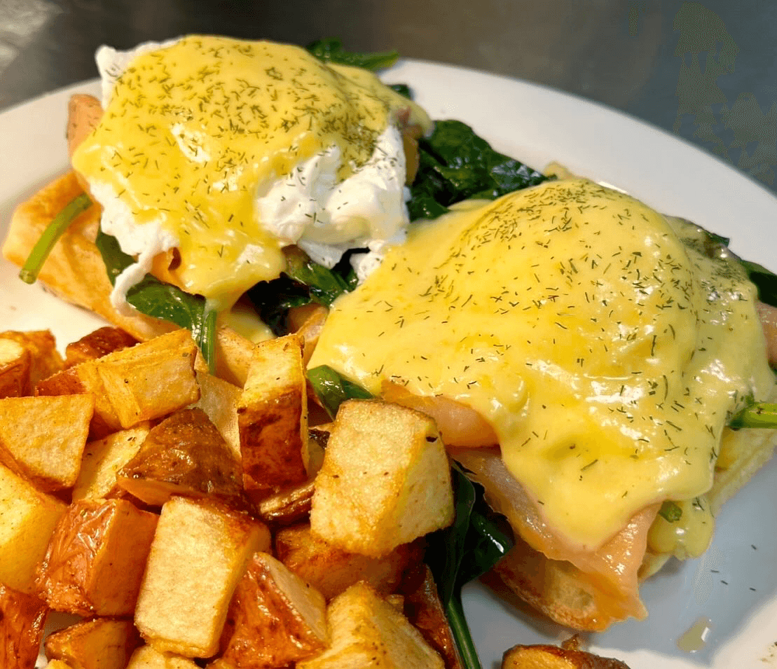 Smoked Salmon & Spinach Benedict