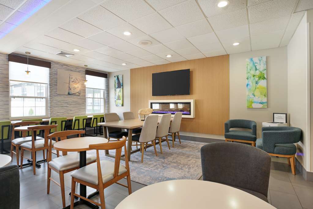 Best Western Mystic Hotel Image