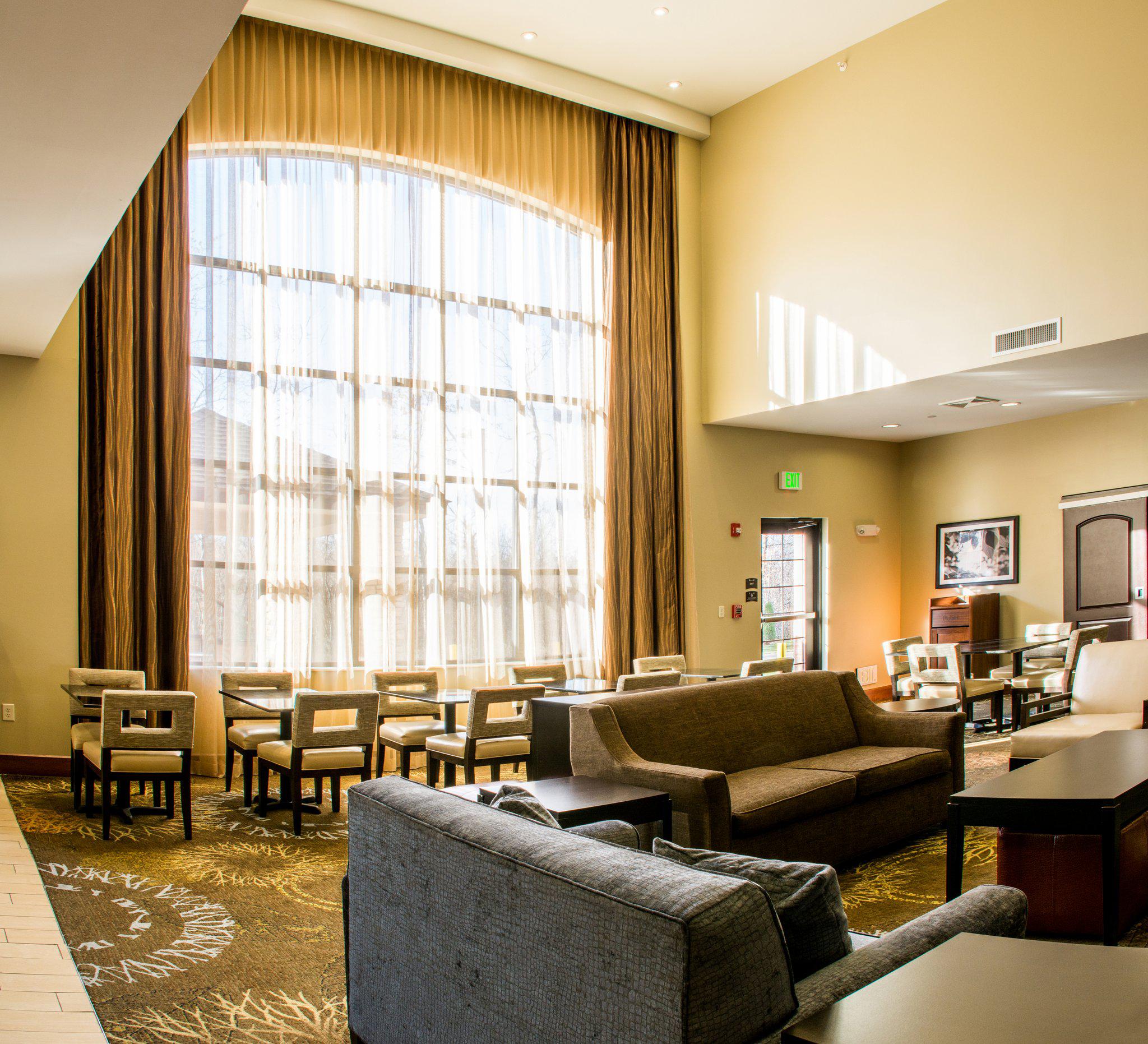 Staybridge Suites Schererville Photo