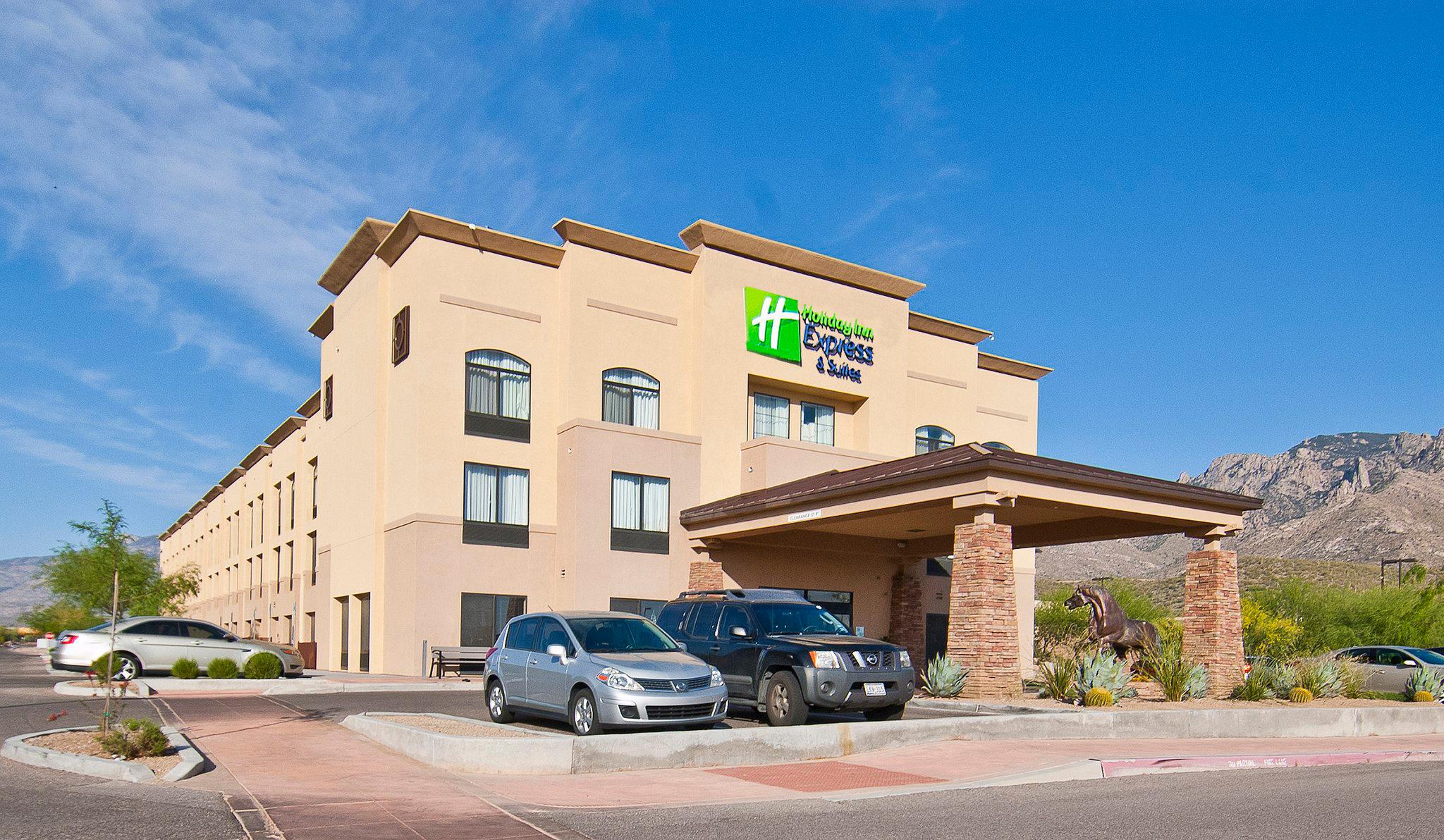 Holiday Inn Express & Suites Oro Valley-Tucson North Photo