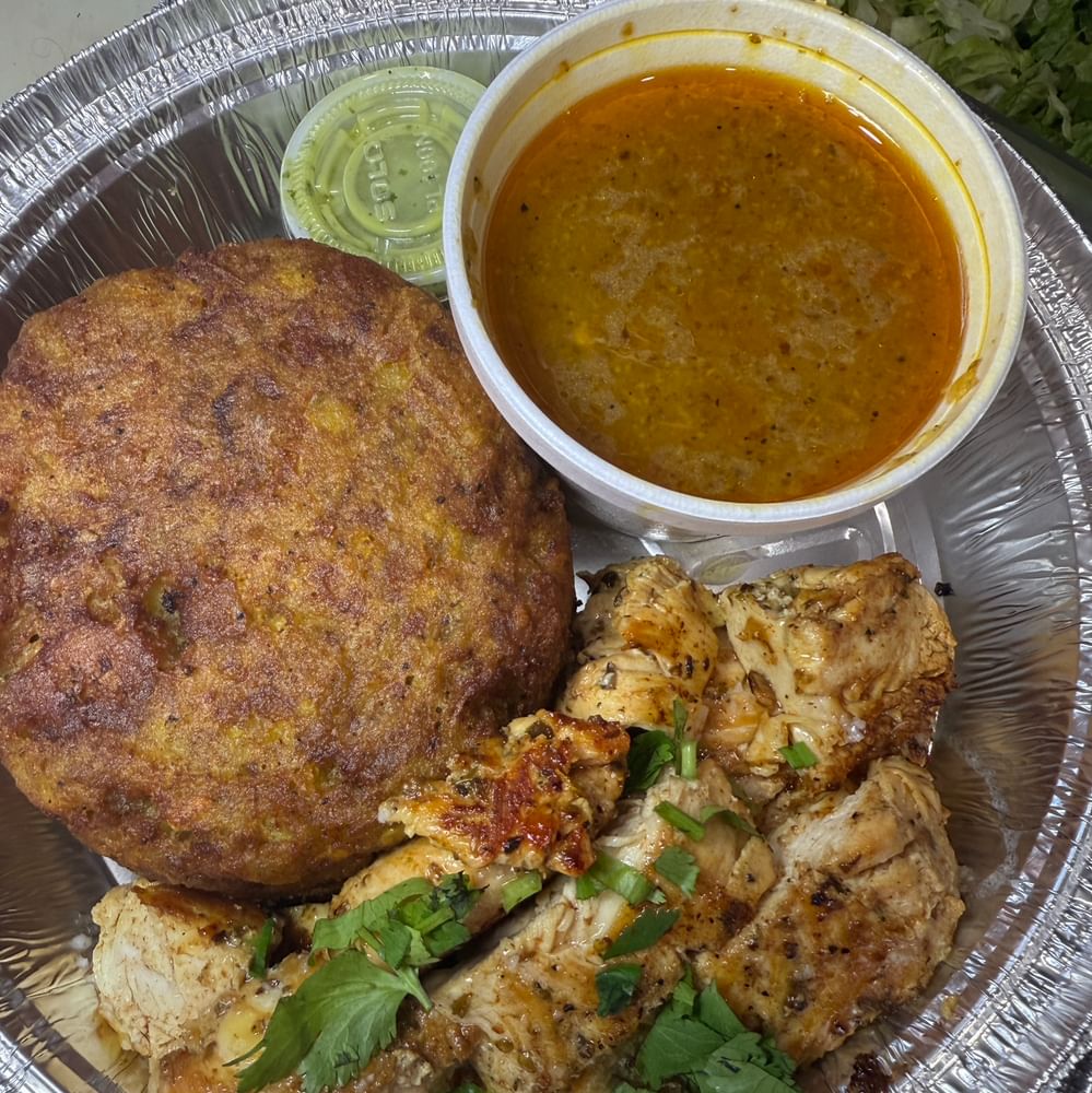Grilled Chicken Stuffed Mangu Bola