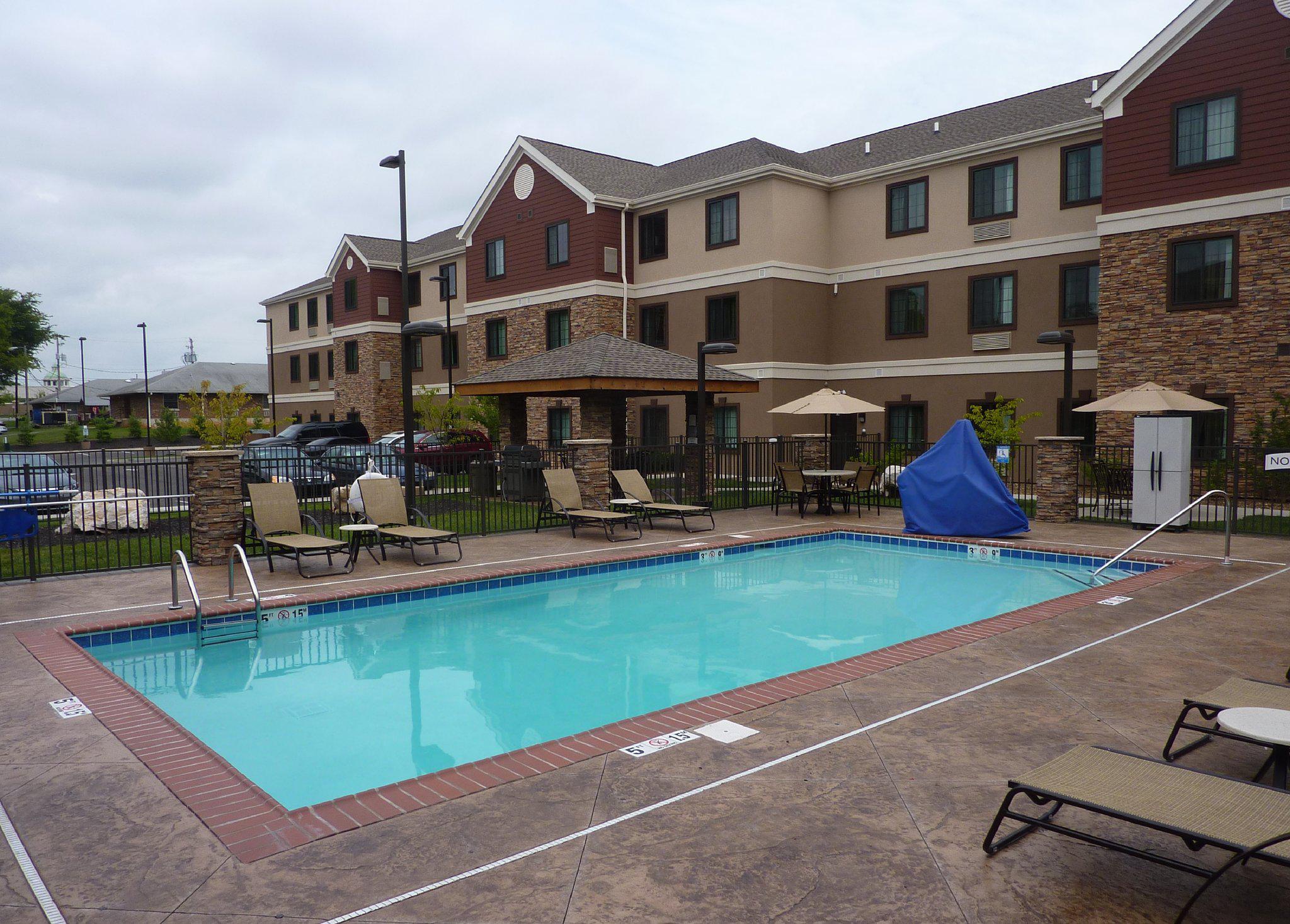 Staybridge Suites Bowling Green Photo